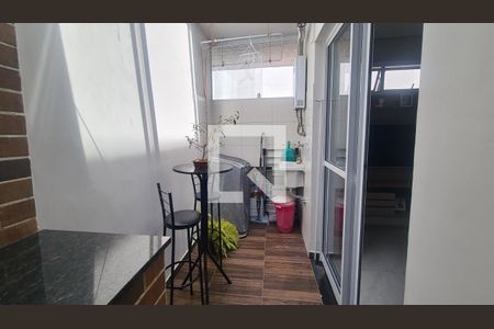 Casa à venda com 83m², 2 quartos e 2 vagas Casa à venda com 83m², 2 quartos e 2 vagasÁrea de Serviço