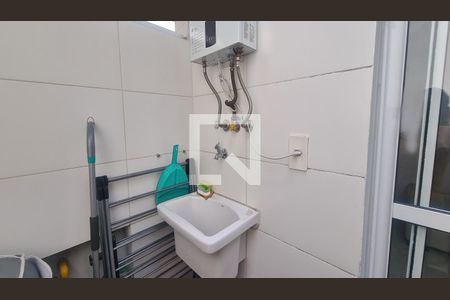 Casa à venda com 83m², 2 quartos e 2 vagas Casa à venda com 83m², 2 quartos e 2 vagasÁrea de Serviço