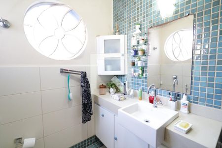 Apartamento à venda com 234m², 4 quartos e 1 vagaBanheiro Social