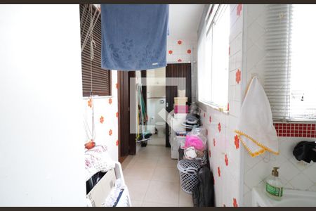 Apartamento à venda com 234m², 4 quartos e 1 vagaÁrea de Serviço