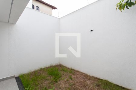 Casa à venda com 150m², 3 quartos e 2 vagasQuintal