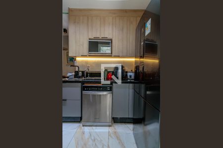 Apartamento à venda com 65m², 2 quartos e 2 vagas Apartamento à venda com 65m², 2 quartos e 2 vagasCozinha