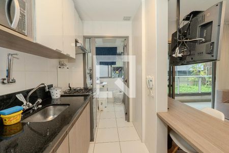 Apartamento à venda com 49m², 1 quarto e 1 vaga Apartamento à venda com 49m², 1 quarto e 1 vagaCozinha e Área de Serviço