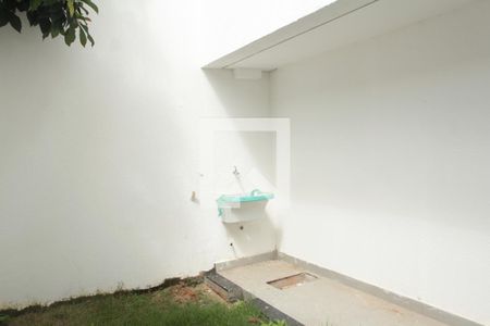 Casa à venda com 180m², 3 quartos e 2 vagasÁrea externa
