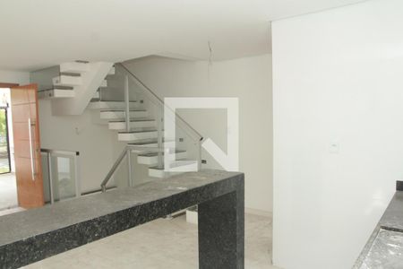 Casa à venda com 180m², 3 quartos e 2 vagasSala/cozinha 