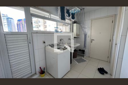 Apartamento à venda com 266m², 4 quartos e 4 vagas Apartamento à venda com 266m², 4 quartos e 4 vagasÁrea de Serviço