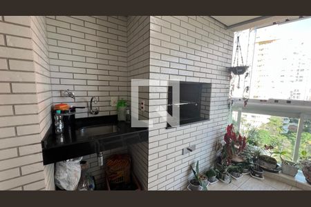 Apartamento à venda com 266m², 4 quartos e 4 vagas Apartamento à venda com 266m², 4 quartos e 4 vagasVaranda gourmet