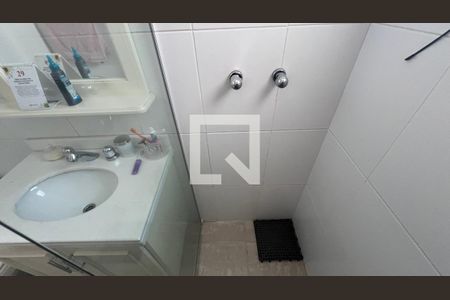Apartamento à venda com 266m², 4 quartos e 4 vagas Apartamento à venda com 266m², 4 quartos e 4 vagasBanheiro da Suíte 2