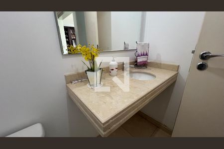 Apartamento à venda com 266m², 4 quartos e 4 vagas Apartamento à venda com 266m², 4 quartos e 4 vagasLavabo