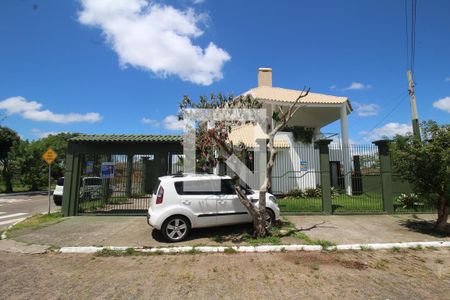 Casa à venda com 416m², 4 quartos e 8 vagasFachada