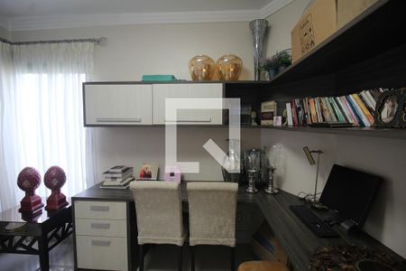 Casa à venda com 416m², 4 quartos e 8 vagasEscritório