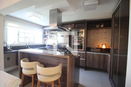 Casa à venda com 416m², 4 quartos e 8 vagasCozinha