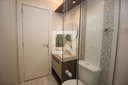 Casa à venda com 416m², 4 quartos e 8 vagasBanheiro 1