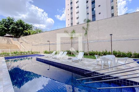 Apartamento à venda com 37m², 1 quarto e sem vagaÁrea comum - Piscina