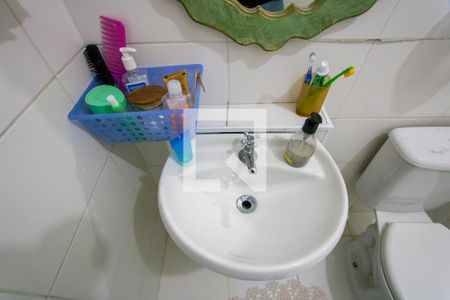 Apartamento à venda com 61m², 3 quartos e 1 vaga Apartamento à venda com 61m², 3 quartos e 1 vagaBanheiro