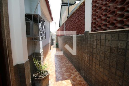 Casa à venda com 580m², 4 quartos e 2 vagasÁrea comum - Corredor lateral