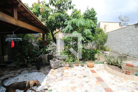 Casa à venda com 580m², 4 quartos e 2 vagasÁrea comum - Quintal e Jardim