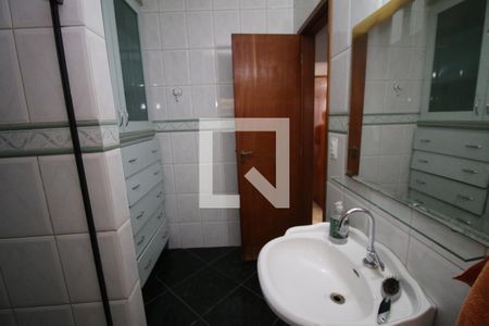 Casa à venda com 580m², 4 quartos e 2 vagasBanheiro 2