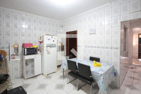 Casa à venda com 90m², 2 quartos e sem vaga Casa à venda com 90m², 2 quartos e sem vagaCozinha Casa 02