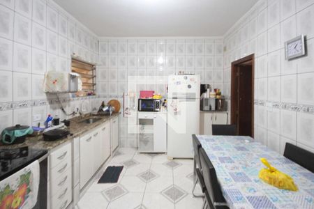 Casa à venda com 90m², 2 quartos e sem vaga Casa à venda com 90m², 2 quartos e sem vagaCozinha Casa 02