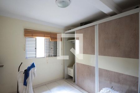 Casa à venda com 90m², 2 quartos e sem vaga Casa à venda com 90m², 2 quartos e sem vagaQuarto 02