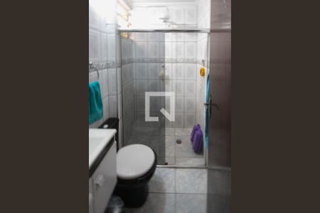 Casa à venda com 90m², 2 quartos e sem vaga Casa à venda com 90m², 2 quartos e sem vagaBanheiro Casa 02
