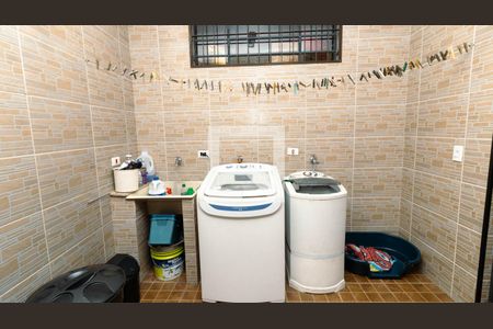 Casa à venda com 270m², 3 quartos e 2 vagasÁrea de Serviço