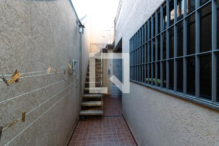 Casa à venda com 270m², 3 quartos e 2 vagasCorredor