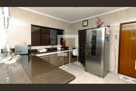 Casa à venda com 270m², 3 quartos e 2 vagasCozinha