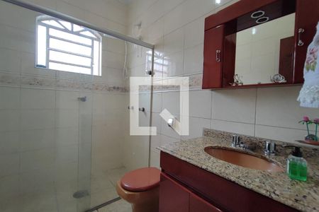 Casa à venda com 150m², 3 quartos e 4 vagasBanheiro Social