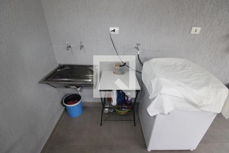 Casa à venda com 96m², 3 quartos e 2 vagasÁrea de Serviço