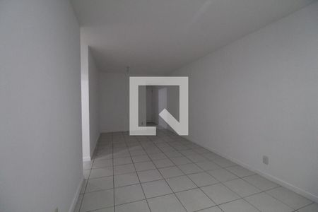Sala de apartamento para alugar com 2 quartos, 77m² em Jacarepaguá, Rio de Janeiro