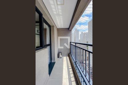 Varanda da Sala/Quarto de kitnet/studio para alugar com 1 quarto, 21m² em Vila Mariana, São Paulo