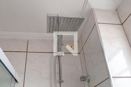 Apartamento à venda com 66m², 2 quartos e 1 vagaBanheiro - detalhe