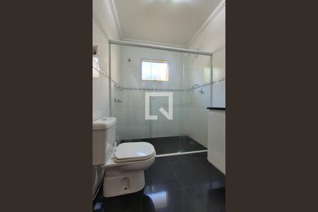 Casa à venda com 155m², 3 quartos e 2 vagas Casa à venda com 155m², 3 quartos e 2 vagasBanheiro da suíte