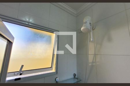 Casa à venda com 155m², 3 quartos e 2 vagas Casa à venda com 155m², 3 quartos e 2 vagasBanheiro