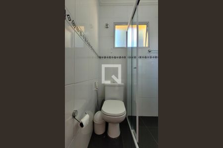 Casa à venda com 155m², 3 quartos e 2 vagas Casa à venda com 155m², 3 quartos e 2 vagasBanheiro