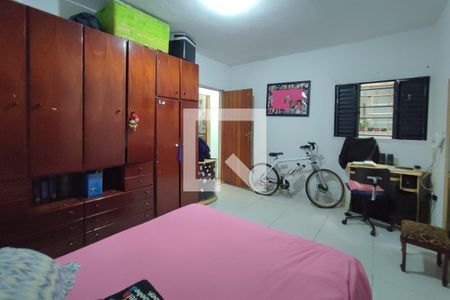 Casa à venda com 400m², 3 quartos e 3 vagasQuarto Suíte