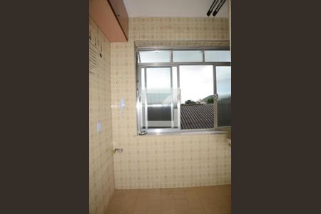 Apartamento à venda com 65m², 2 quartos e sem vagaÁrea de Serviço