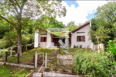 Casa à venda com 200m², 4 quartos e 4 vagas Casa à venda com 200m², 4 quartos e 4 vagasFachada Casa 2