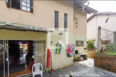 Casa à venda com 200m², 4 quartos e 4 vagas Casa à venda com 200m², 4 quartos e 4 vagasCASA 1 - Área de Serviço Externa