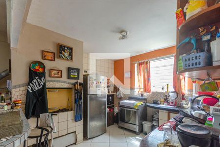 Casa à venda com 200m², 4 quartos e 4 vagas Casa à venda com 200m², 4 quartos e 4 vagasCASA 1 - Cozinha