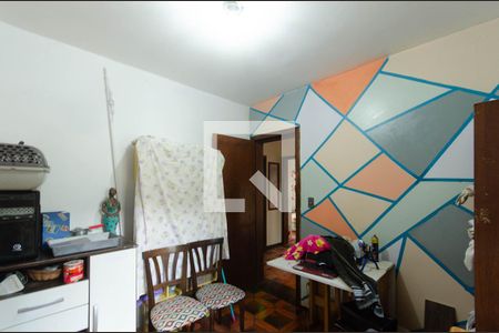 Casa à venda com 200m², 4 quartos e 4 vagas Casa à venda com 200m², 4 quartos e 4 vagasCASA 1 - Quarto 3