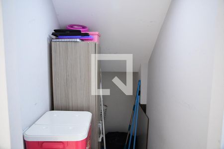 Despensa de casa para alugar com 2 quartos, 120m² em Parque Rincao, Cotia