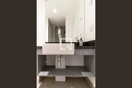 Studio para alugar com 25m², 1 quarto e sem vaga Studio para alugar com 25m², 1 quarto e sem vagaBanheiro
