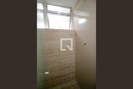 Apartamento à venda com 135m², 3 quartos e 1 vaga Apartamento à venda com 135m², 3 quartos e 1 vagaBanheiro