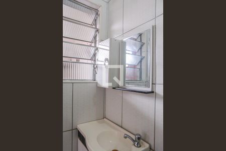 Casa à venda com 150m², 2 quartos e 2 vagasLavabo