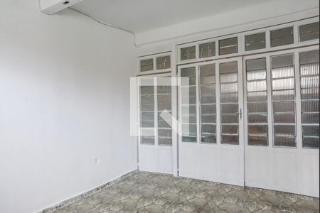 Casa à venda com 150m², 2 quartos e 2 vagasGaragem