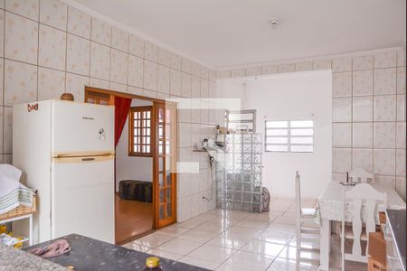 Casa à venda com 150m², 2 quartos e 2 vagasCozinha