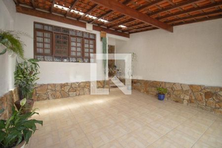 Casa à venda com 165m², 3 quartos e 2 vagas